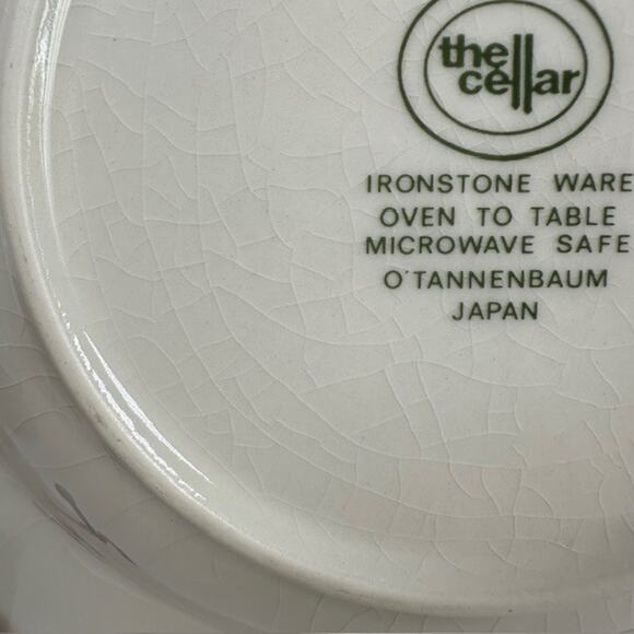 The Cellar O'Tannenbaum, 1 Large Rim Soup Bowl, Holly & Ribbon Border Christmas - Picture 10 of 13